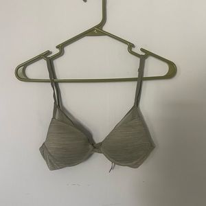 Victoria’s Secret Green Padded Plunge Bra